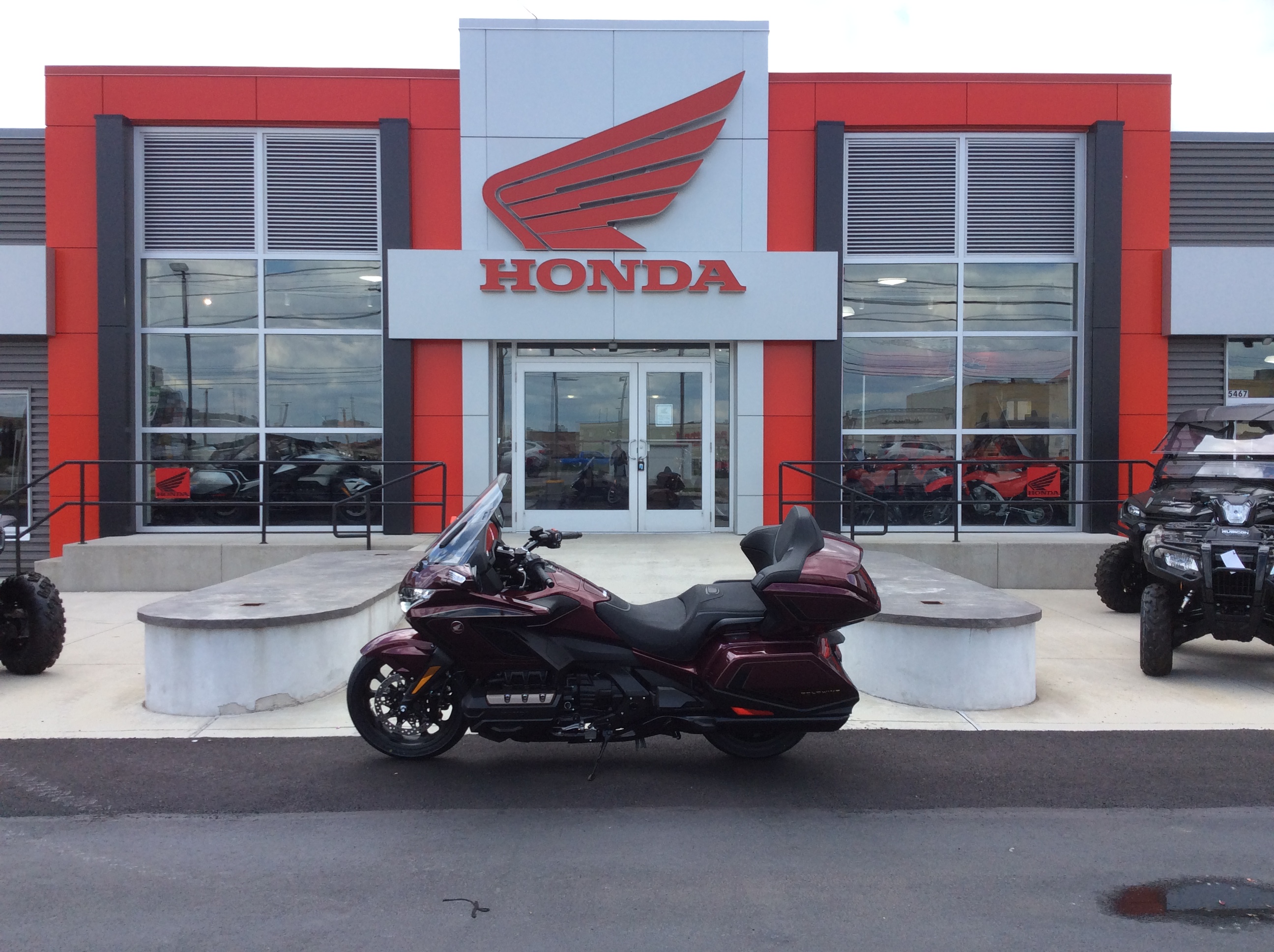 2025 Honda GOLDWITH TOUR DCT 50TH ANNIVERSARY